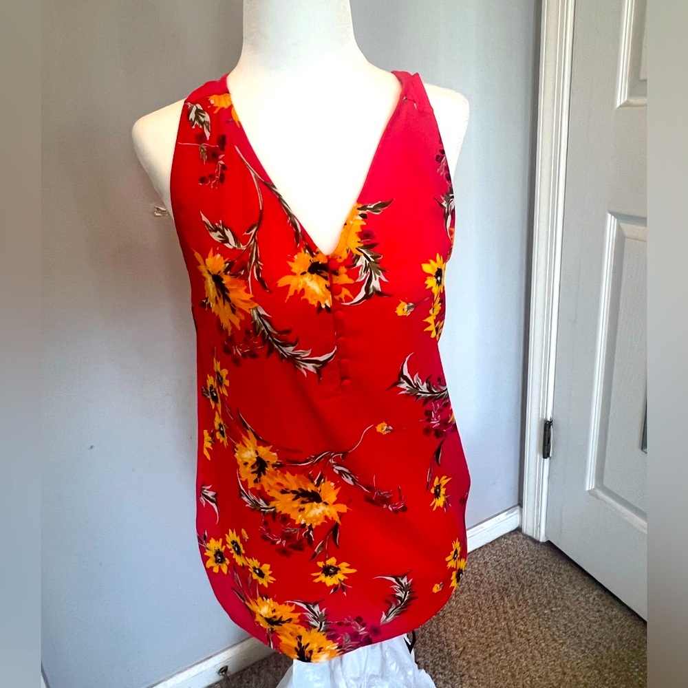 Floral tank